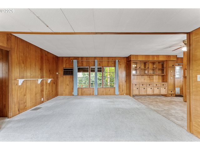 2681 Se RIVER Rd 6, Hillsboro, OR 97123