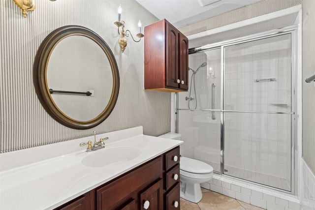 4320 Bellaire Drive S 115W, Fort Worth, TX 76109