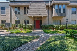 4320 Bellaire Drive S 115W, Fort Worth, TX 76109