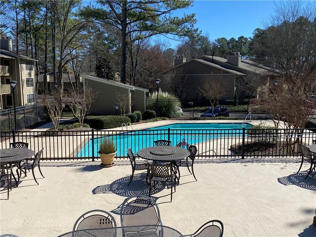 610 River Mill Circle 610, Roswell, GA 30075
