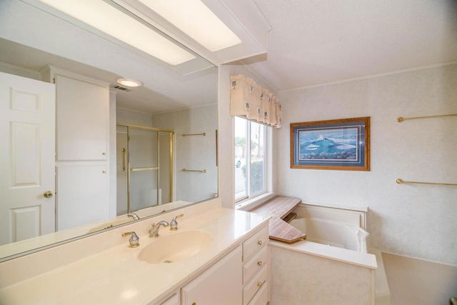 73450 Country Club Drive 302, Palm Desert, CA 92260