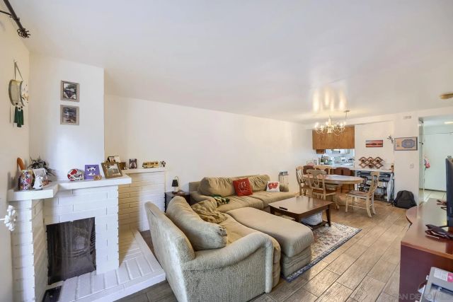 4085 Crystal Dawn 104, San Diego, CA 92122