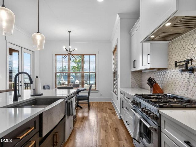 8012 Woodcross Way, Wake Forest, NC 27587