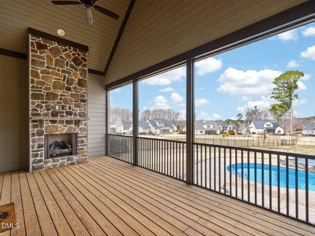 8012 Woodcross Way, Wake Forest, NC 27587