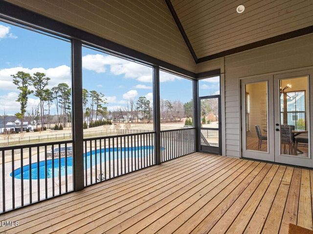 8012 Woodcross Way, Wake Forest, NC 27587