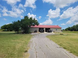 19222 SE LEE BLVD, Lawton, OK 73501