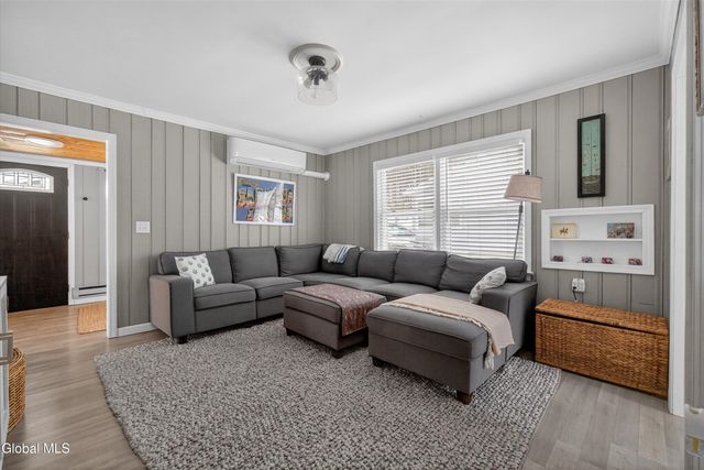 107 4th Street, Malta, NY 12866