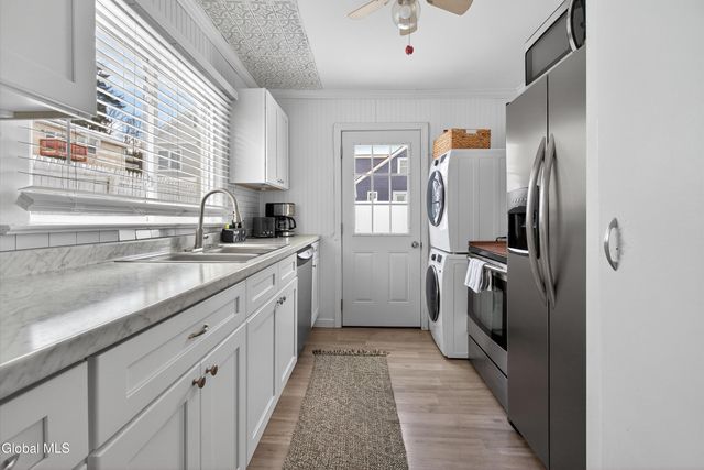 107 4th Street, Malta, NY 12866