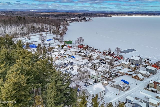 107 4th Street, Malta, NY 12866