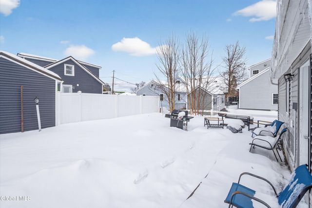 107 4th Street, Malta, NY 12866