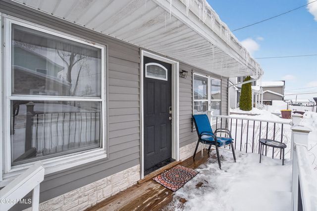 107 4th Street, Malta, NY 12866