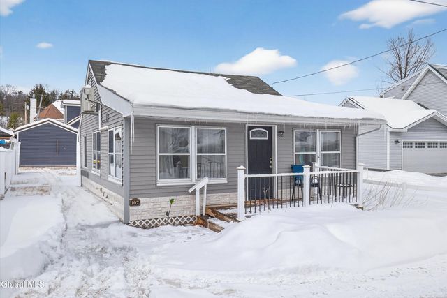 107 4th Street, Malta, NY 12866