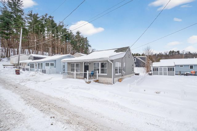 107 4th Street, Malta, NY 12866