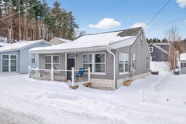 107 4th Street, Malta, NY 12866