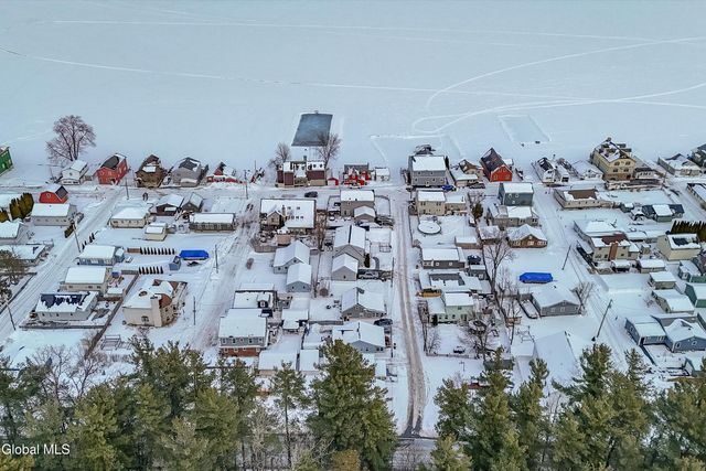 107 4th Street, Malta, NY 12866