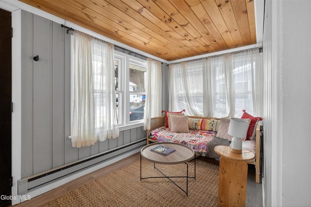 107 4th Street, Malta, NY 12866