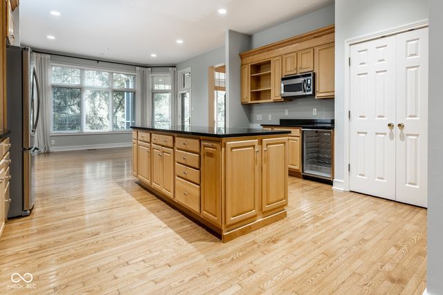 465 McLaren Lane, Carmel, IN 46032