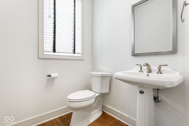 465 McLaren Lane, Carmel, IN 46032