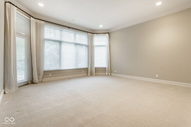 465 McLaren Lane, Carmel, IN 46032