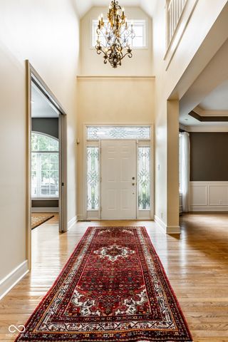 465 McLaren Lane, Carmel, IN 46032