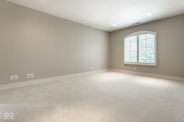 465 McLaren Lane, Carmel, IN 46032