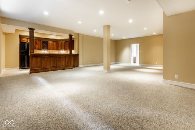 465 McLaren Lane, Carmel, IN 46032