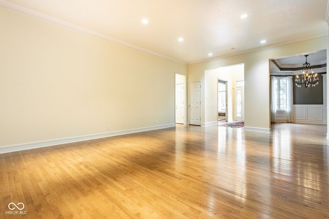 465 McLaren Lane, Carmel, IN 46032