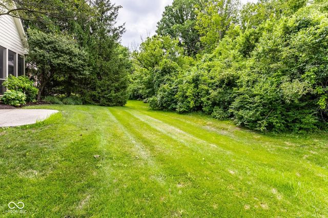 465 McLaren Lane, Carmel, IN 46032