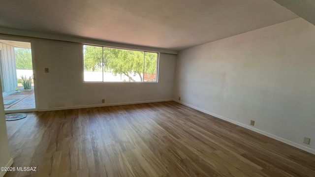 7321 E Calle Managua, Tucson, AZ 85710