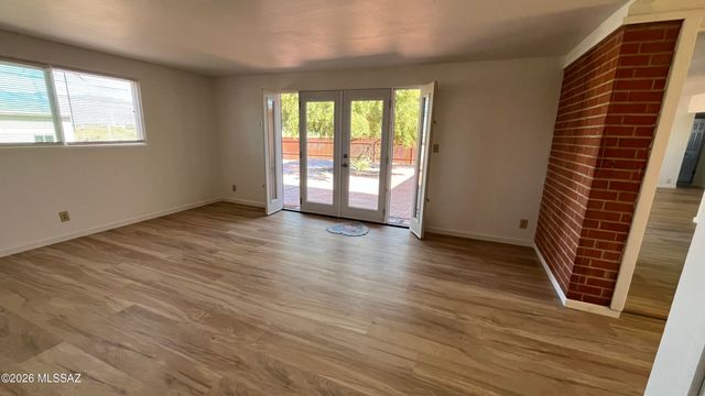 7321 E Calle Managua, Tucson, AZ 85710