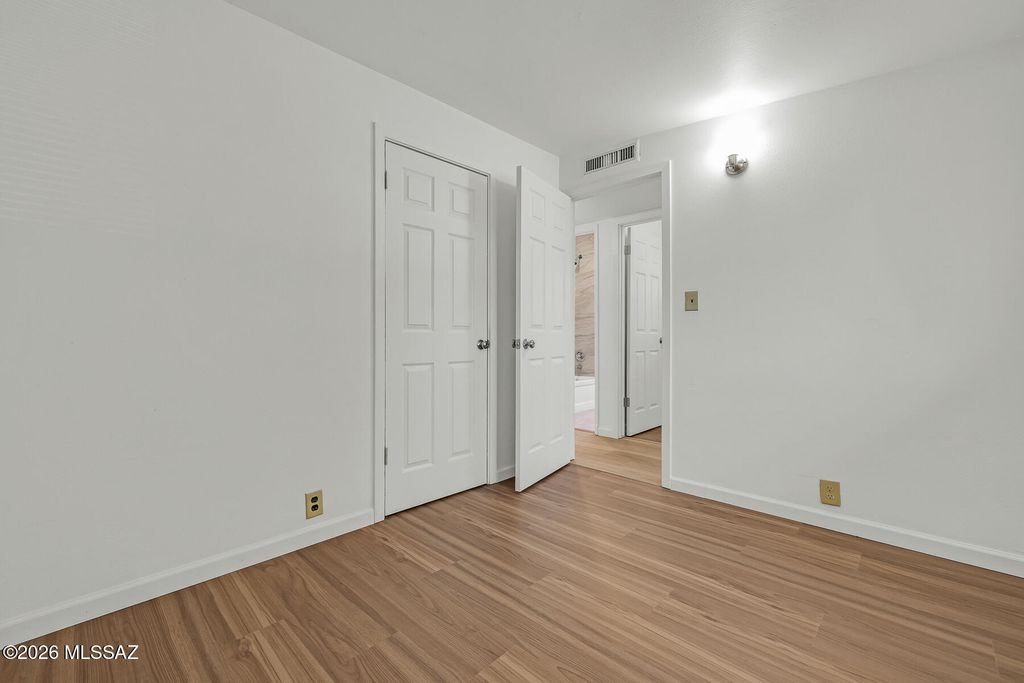 Image 19 of property listing at 7321 E Calle Managua, Tucson, AZ 85710