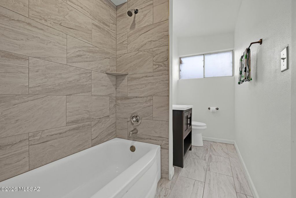 Image 22 of property listing at 7321 E Calle Managua, Tucson, AZ 85710