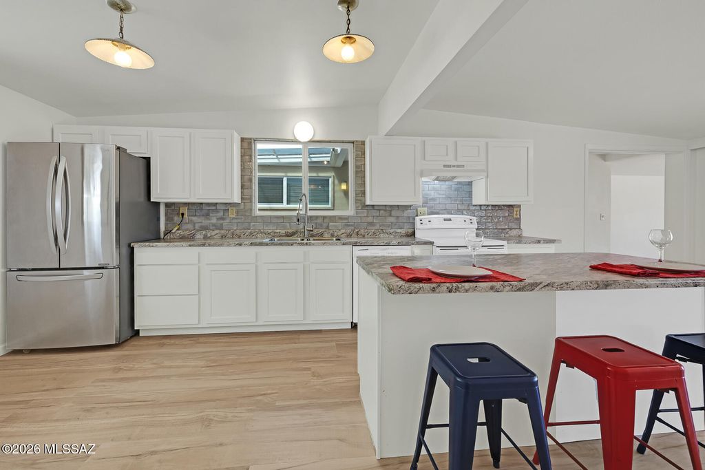 Image 9 of property listing at 7321 E Calle Managua, Tucson, AZ 85710