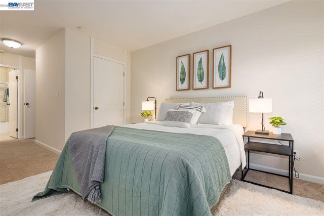 2734 OAK ROAD UNIT 110, Walnut Creek, CA 94597