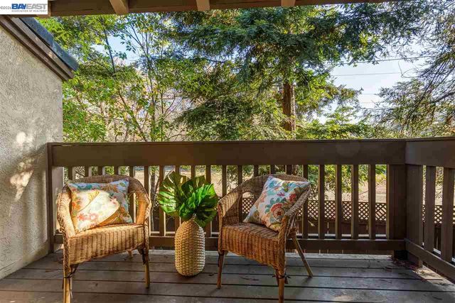 2734 OAK ROAD UNIT 110, Walnut Creek, CA 94597