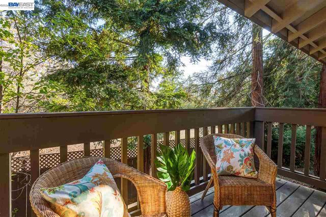 2734 OAK ROAD UNIT 110, Walnut Creek, CA 94597