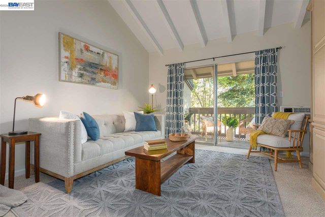 2734 OAK ROAD UNIT 110, Walnut Creek, CA 94597