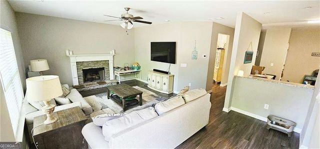 22 Oakbrook Drive SW, Cartersville, GA 30120