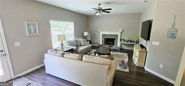 22 Oakbrook Drive SW, Cartersville, GA 30120