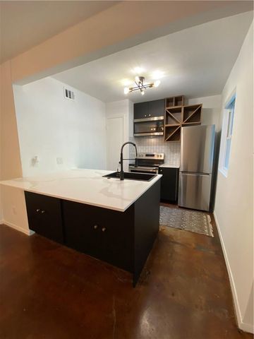 2119 Oxford Ave B, Austin, TX 78704