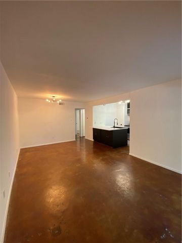 2119 Oxford Ave B, Austin, TX 78704