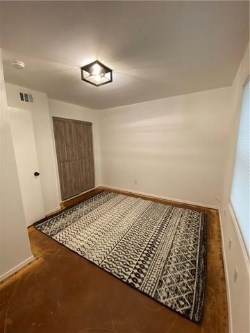 2119 Oxford Ave B, Austin, TX 78704