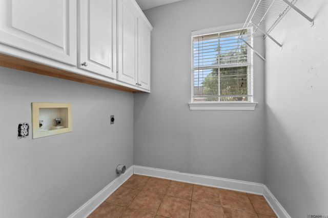 36494 Page Dr, Denham Springs, LA 70706