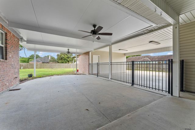 36494 Page Dr, Denham Springs, LA 70706
