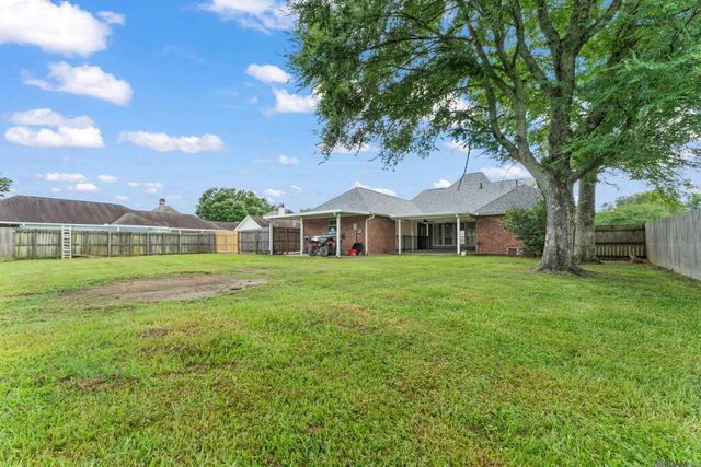 36494 Page Dr, Denham Springs, LA 70706