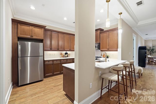 626 Queens Road 101, Charlotte, NC 28207