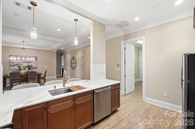 626 Queens Road 101, Charlotte, NC 28207