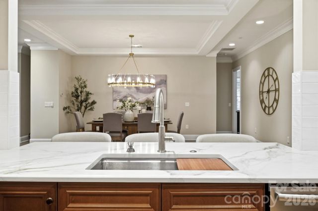 626 Queens Road 101, Charlotte, NC 28207