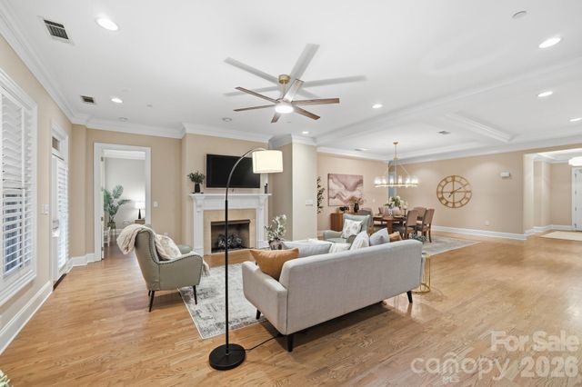 626 Queens Road 101, Charlotte, NC 28207