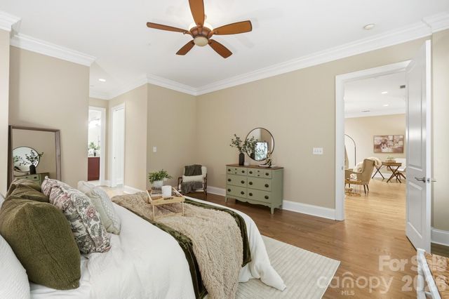 626 Queens Road 101, Charlotte, NC 28207